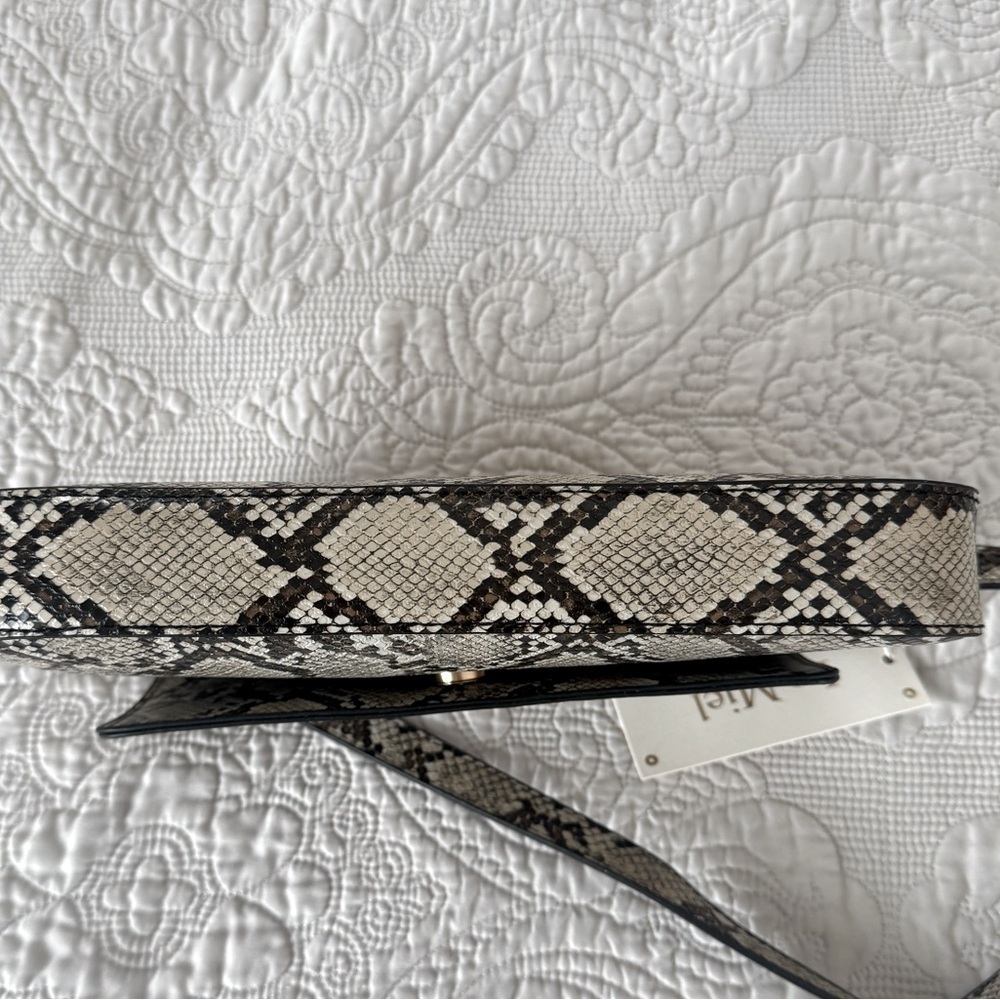 Le Miel Vegan Snake Print Hand/Shoulder Bag-Cream and Brown - Picture 7 of 7